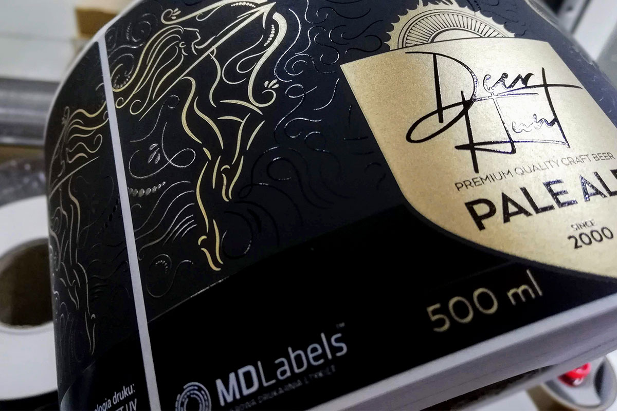étiquettes autocollantes impression numérique pantone doré papier noir toucher doux laminé